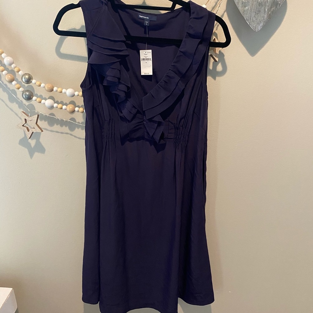 Gap Maternity size small NWT dress